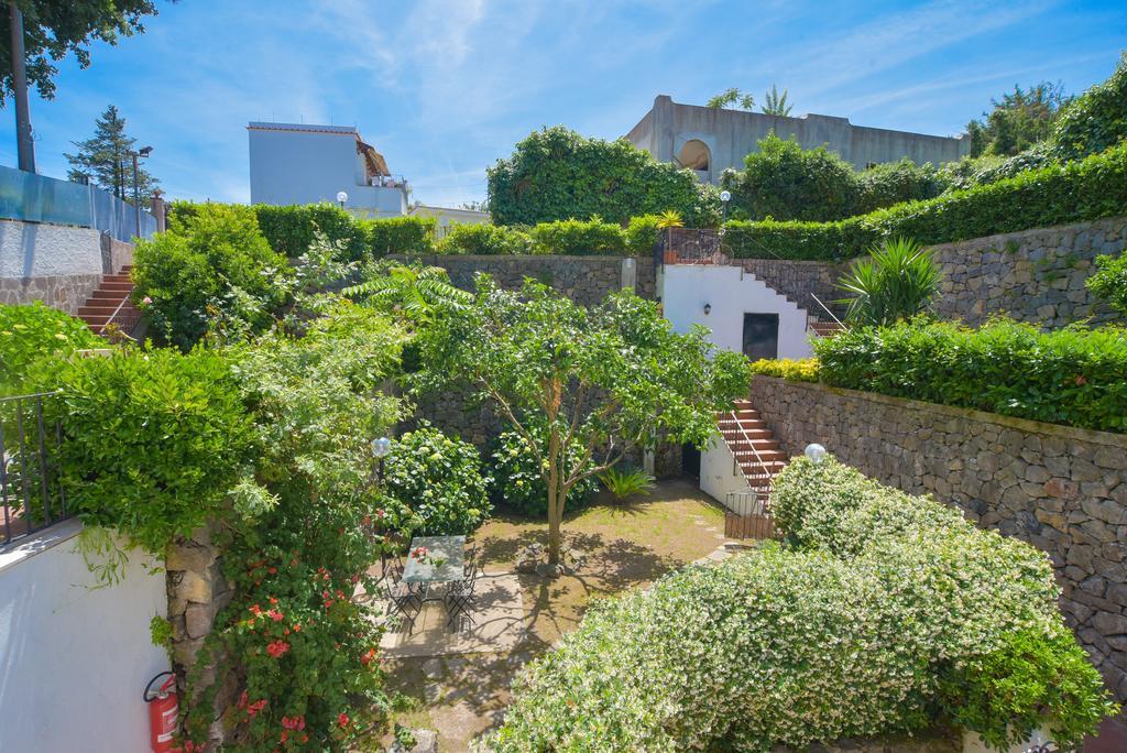 Residence Aegidius Ísquia Exterior foto