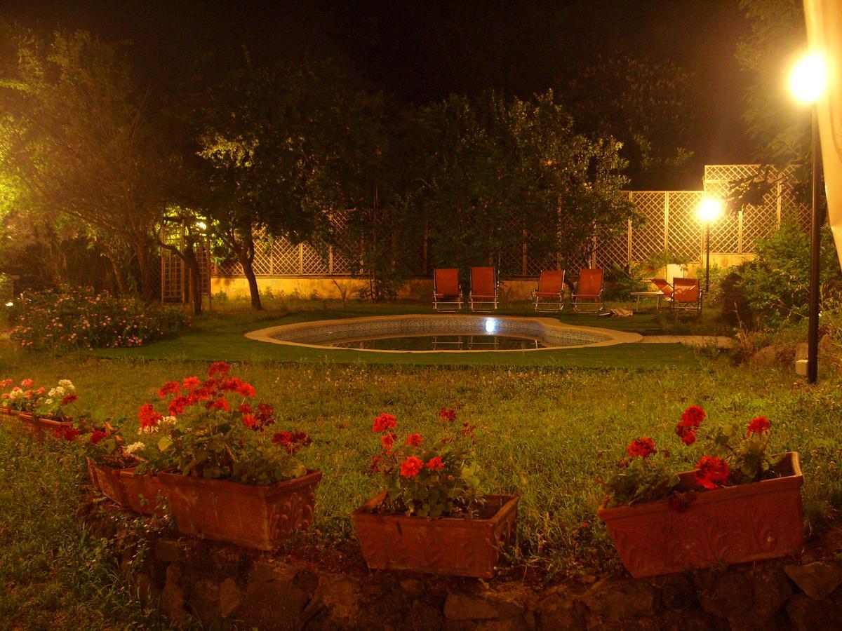 Residence Aegidius Ísquia Exterior foto